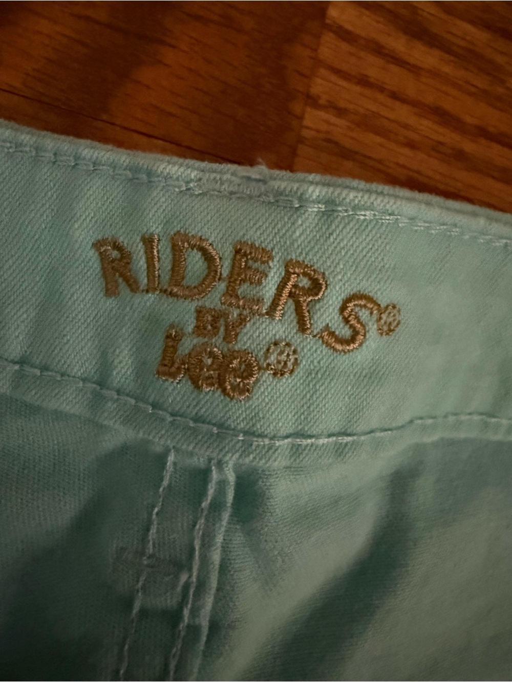 Riders By Lee Capri Pants Women’s Size 12 - Picture 2 of 3